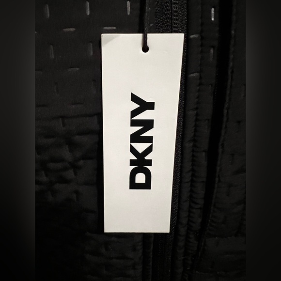 DKNY Black zip up Vest - Picture 4 of 5